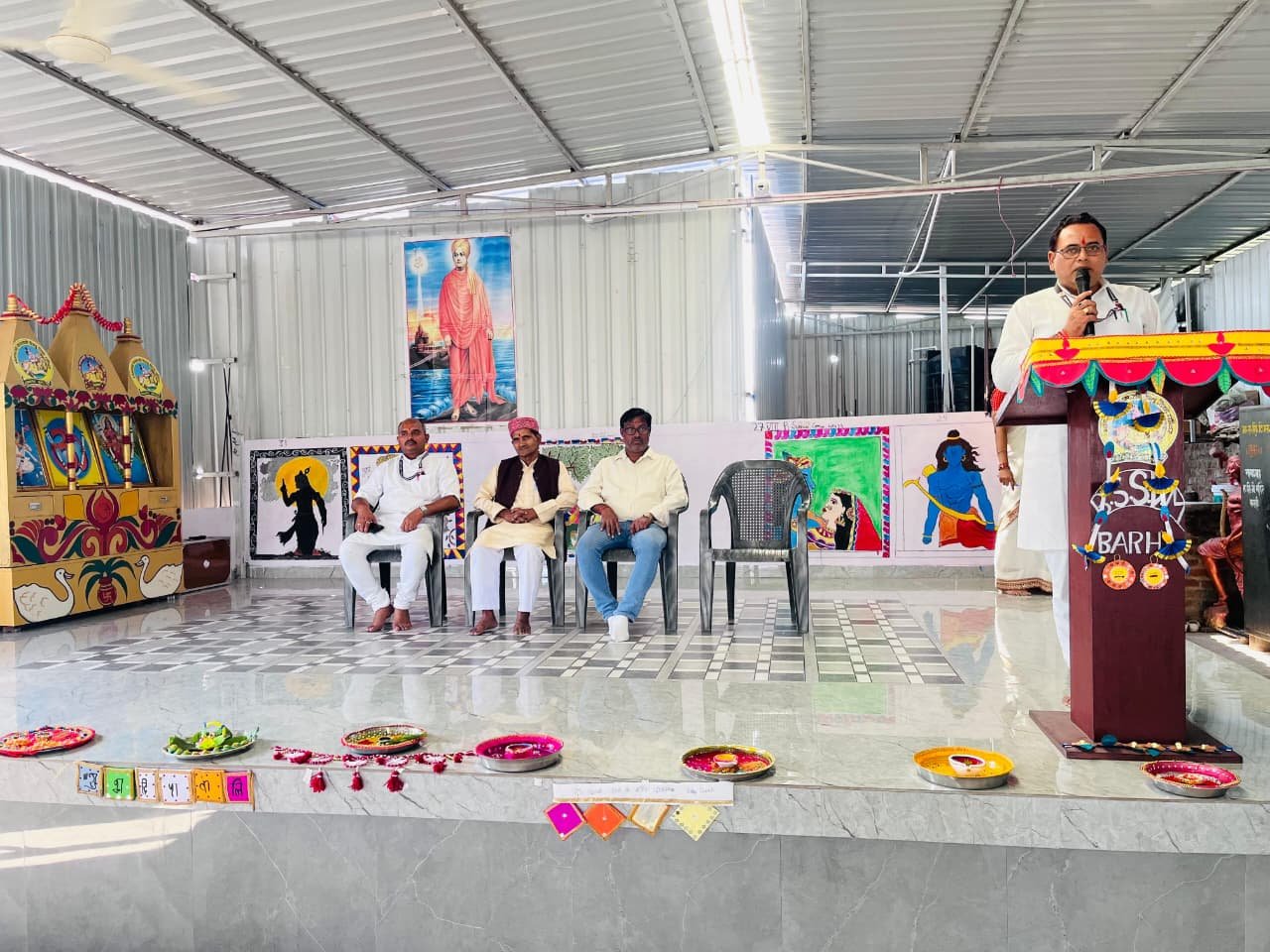 97d3228e ba67 4486 9ea9 a092c44e2ef8Grand art exhibition and decoration competition on Diwali at Bhamashah Saraswati Shishu Vidya Mandir