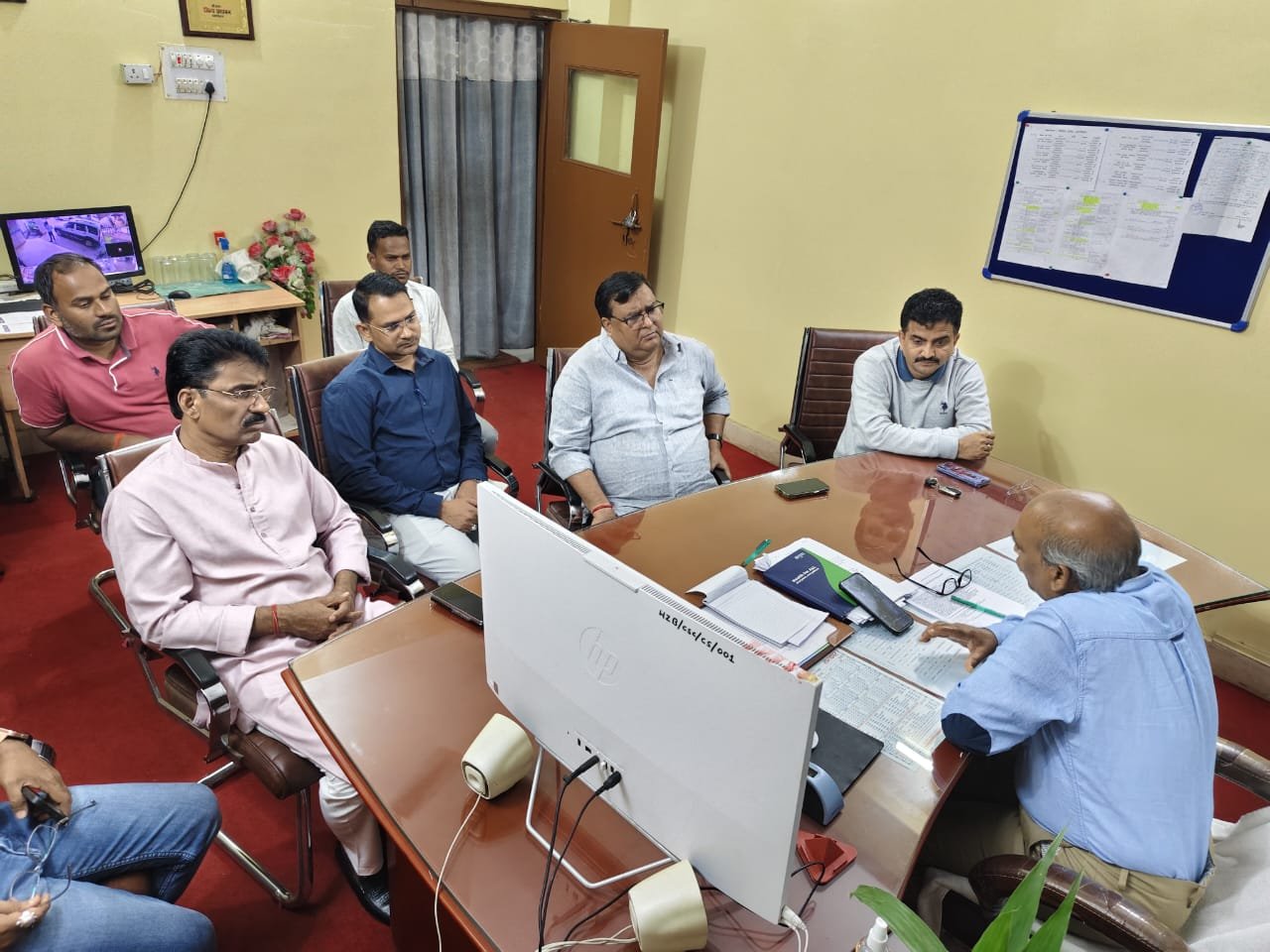 The MP delegation submitted a memorandum to the Civil Surgeon on the mismanagement and medical negligence at the Keredari Community Health Centre