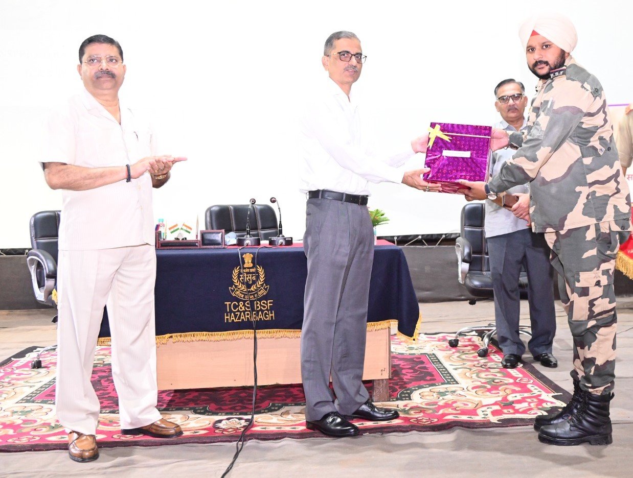 BSF Training Institute Hazaribagh celebrated Vigilance Awareness Week 2025 with Integrity Pledge and Competitions