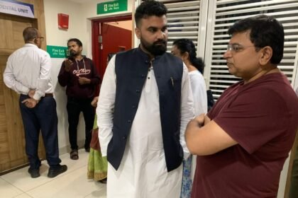 Om Shankar Gupta met businessman Radheshyam Sahu who was injured in the Jackfruit Mod firing incident