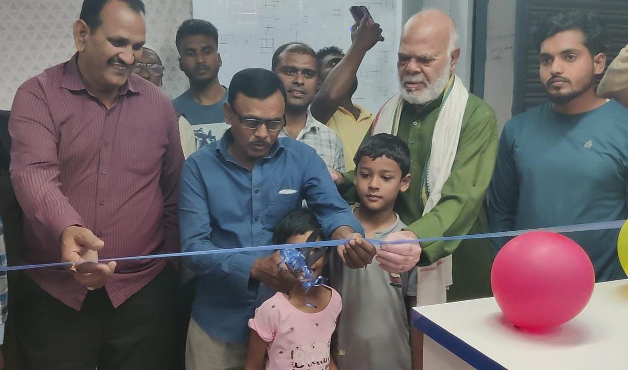Rex Tailor opens in Hazaribagh with a grand opening bringing a new dimension to tailoring with the promise of Raymond like quality