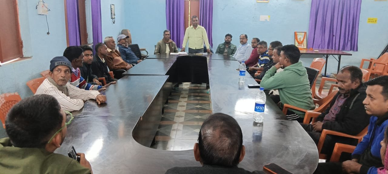 Villagers are furious over IELs interference in non acquired land in Gomia Rakesh Kumar