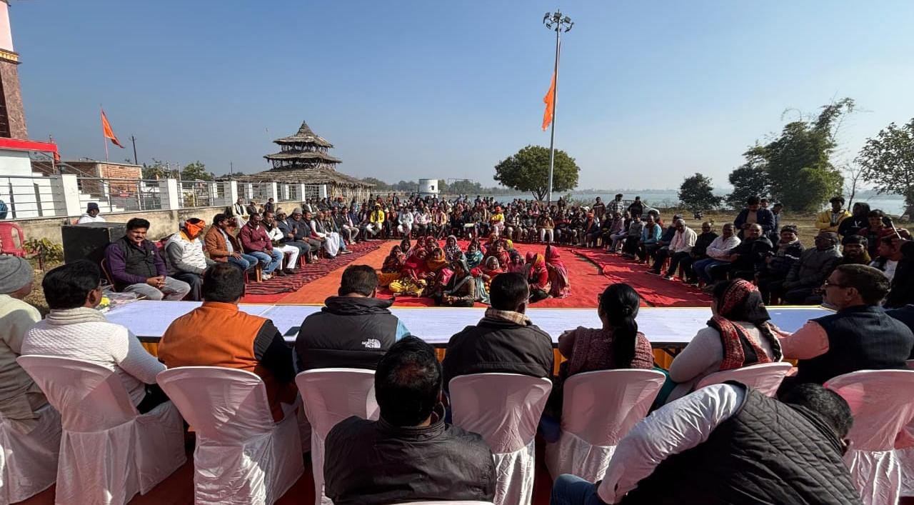 A meeting was held regarding the fair to be held on the auspicious occasion of Maghi Purnima at Katkamsandi Chhadwa Kali Temple