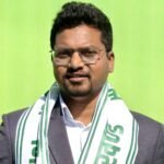 Anugrah Lakra the new Chief Medical Officer MO was posted to Barkatha. Work was being carried out under the supervision of the in charge