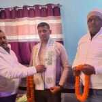 Family members protest against non payment of compensation block NH 419