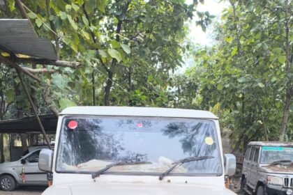 Illegal spirit recovered during patrolling in Hussainabad police station area vehicle seized