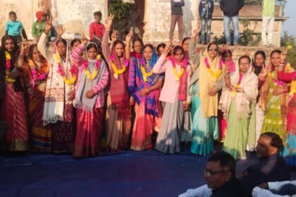 Santosh Thakur and Meena Devi became the block presidents of Rashtriya Nai Mahasabha Ichak