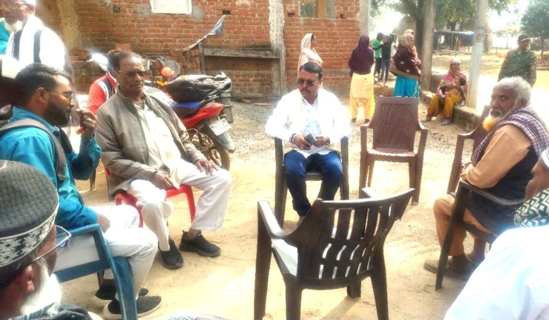 Social worker Gafur Mian a resident of Lagnawa passed away at the age of 104. MLA Amit Yadav expressed his condolences