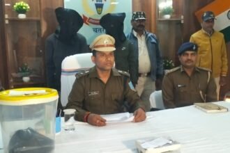 Two youths arrested with illegal opium