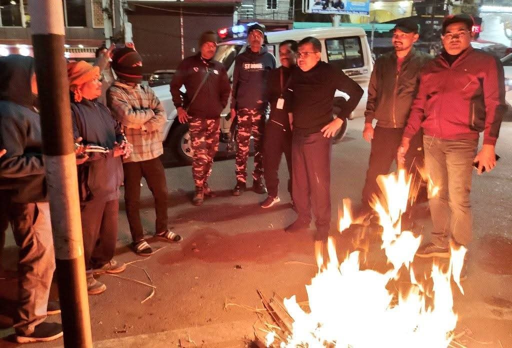 कड़ाके की ठंड में राहत व्यवस्था पर उपायुक्त सख्त