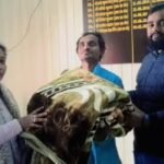 BDO Reshma Rekha Minj showed sensitivity provided a blanket to a blind youth to provide relief from the cold