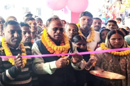 Backward Classes Commission Chairman Janaki Yadav inaugurated the Public Distribution System shop in Kapka village