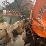Chemical tanker overturns on Jawahar Bridge two youths help rescue the driver