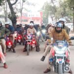 City Hawks continue their flag march in busy areas of Dhanbad to instill fear among criminals