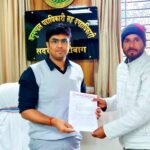 Helping India Trust makes an emotional appeal upon the arrival of the Sub Divisional Officer in Hazaribagh demanding decisive action against drug abuse