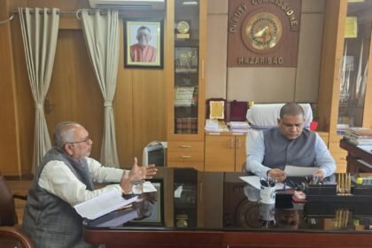 MLA Manoj Yadav met the Deputy Commissioner regarding the repair of street lights in Barhi