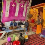 On Paush Purnima a wave of devotion surged at Sankat Mochan Dham Pathrol khichdi prasad was distributed along with bhajan evening and Hanuman Maha Aarti