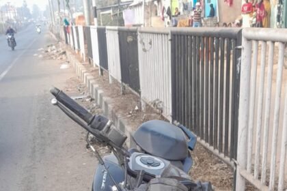 Road accident on Dumka Bhagalpur state highway Man injured in motorcycle collision police seize bike