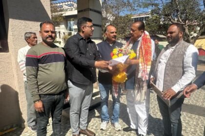 Poor children studying in private schools should also get the benefits of government schemesAlok Kumar Dubey